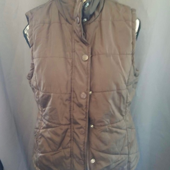 COPY - B .U.M equipment casual comfort brown vest - Picture 1 of 1